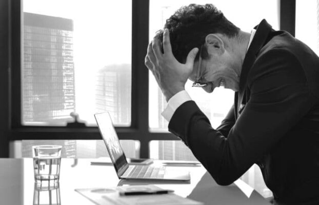 ¿Qué pasa con las acciones de mi empresa en EEUU si fallezco? Guía del Impuesto de Sucesión para Extranjeros
